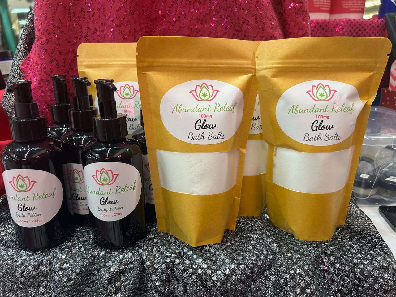 Glow body lotion with Bath Salt